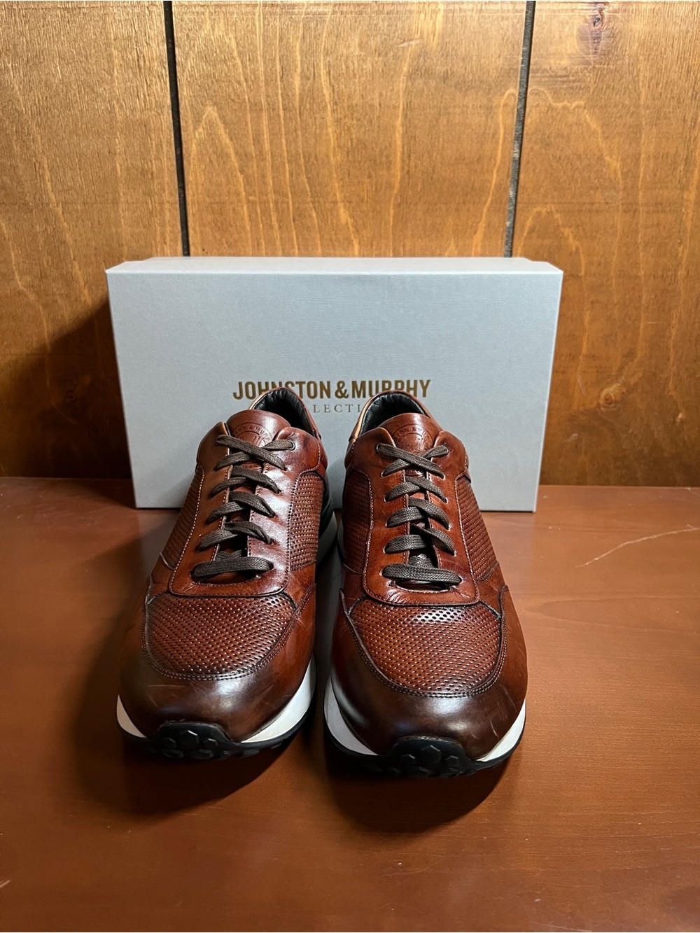 Johnston & Murphy Men's Brown Leather Perforated Sneakers